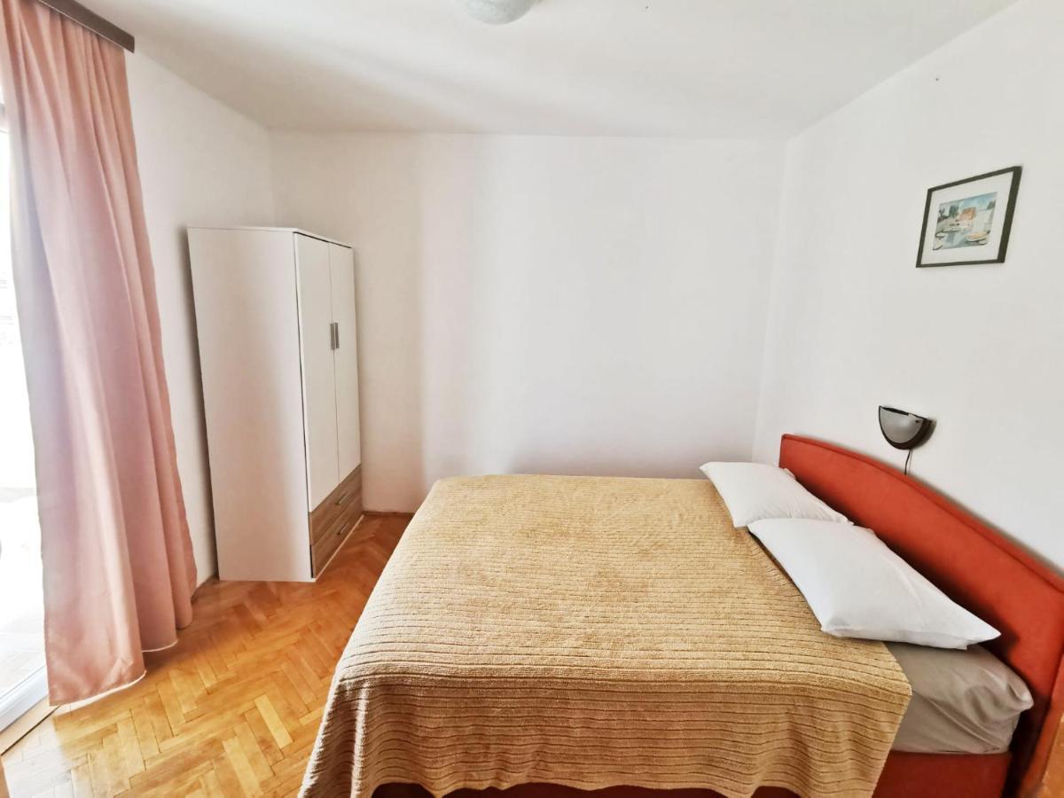 Apartmani Luka Rtina Exteriér fotografie